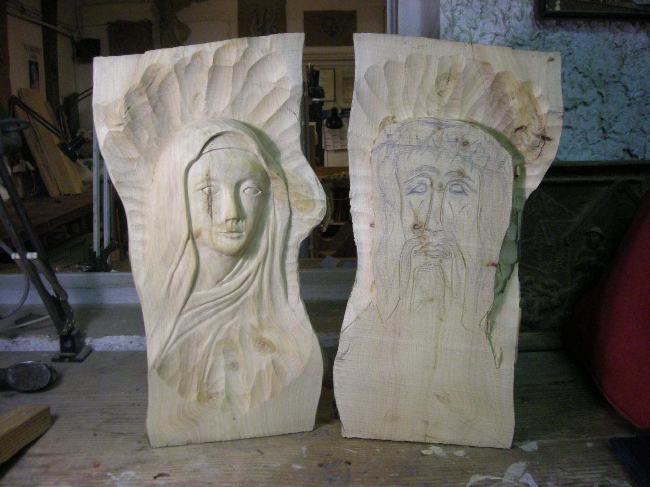 Vierge et Christ. Cyprès